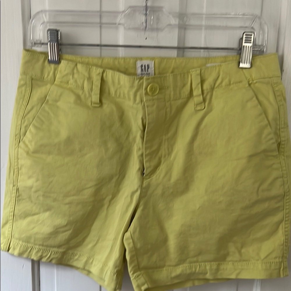 GAP Women's Yellow Shorts
P1